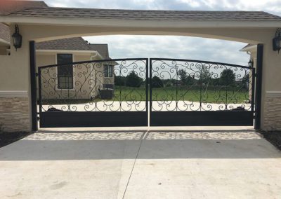 Custom Drive Gate Contractor