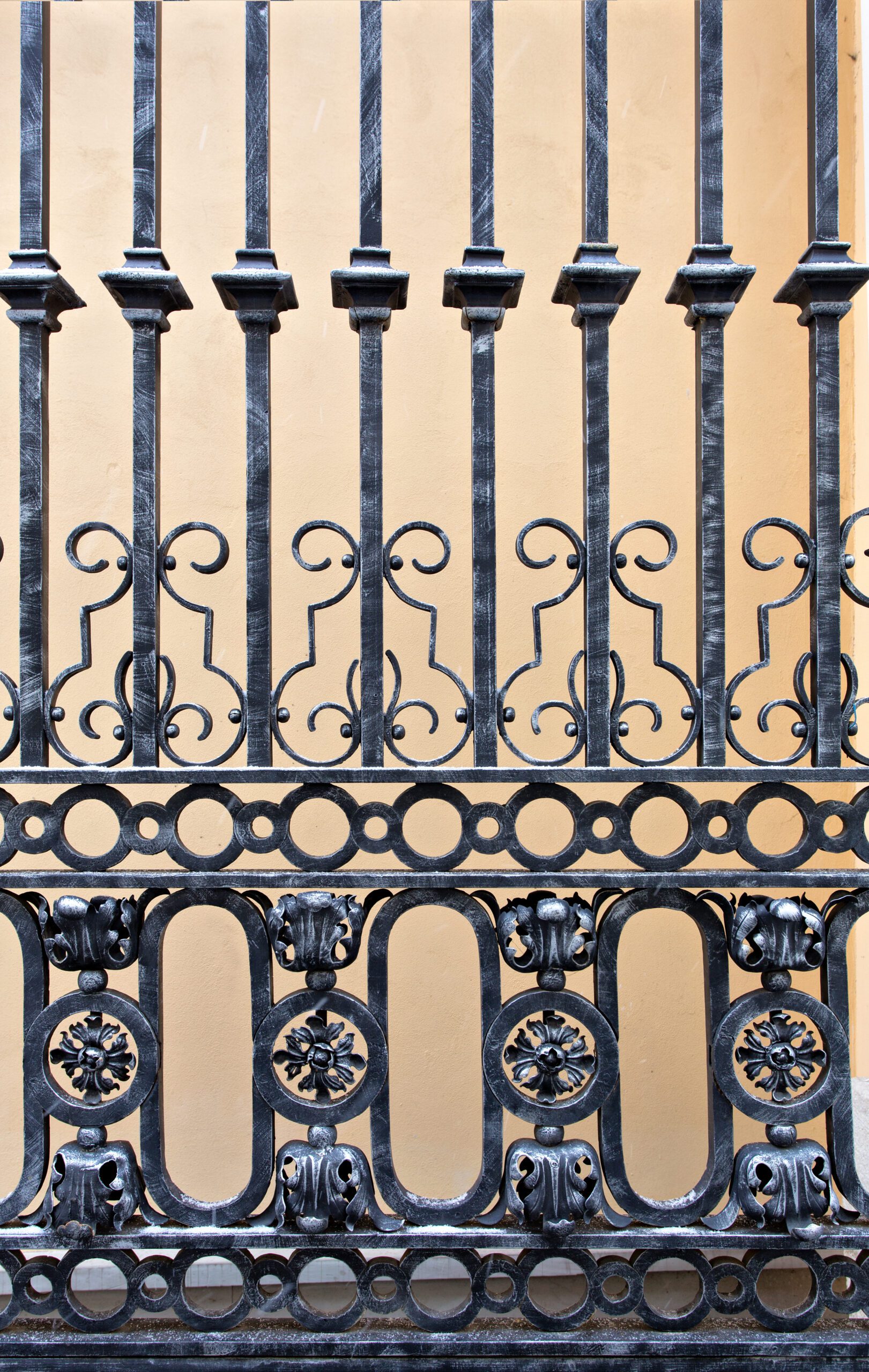 The Right Iron Fencing : Best Tips To Choose- Spring Creek