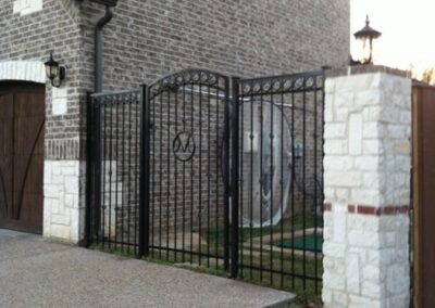Durable iron fence installation by Spring Creek Fence & Gate for enhanced security. The Best and #1 Fence and Gate Contractor-Spring Creek Fence